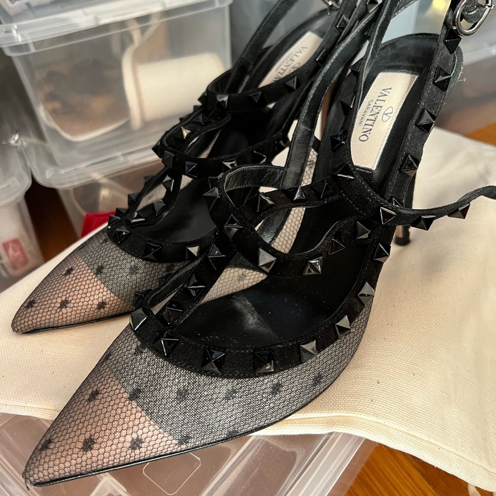 VALENTINO GARAVANI ROCKSTUD MESH HEEL